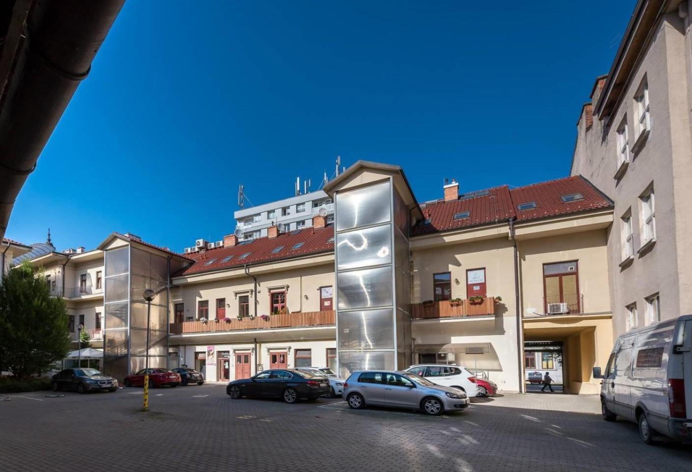 Understreet Studio With Private Parking Koszyce Zewnętrze zdjęcie