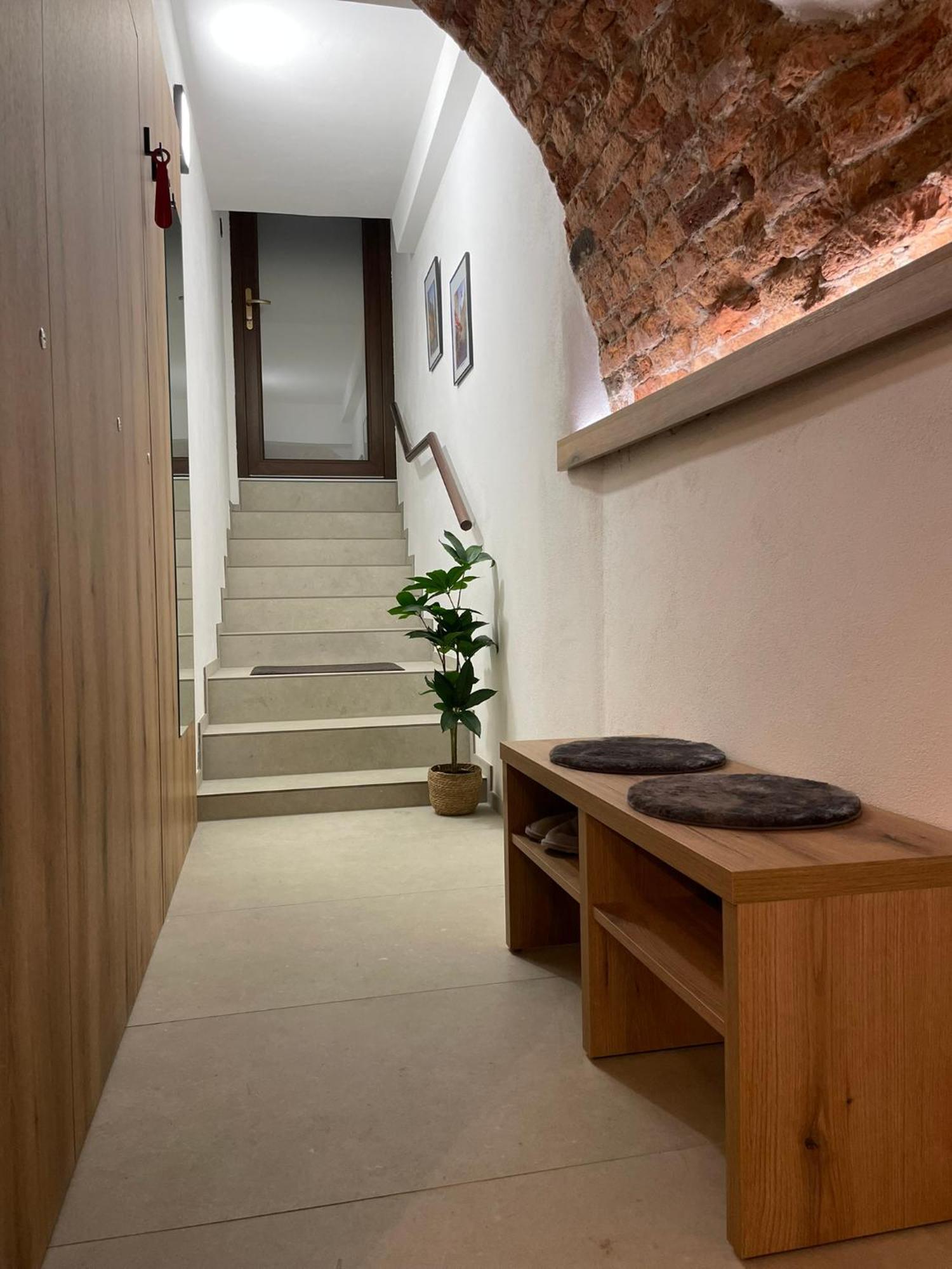 Understreet Studio With Private Parking Koszyce Zewnętrze zdjęcie